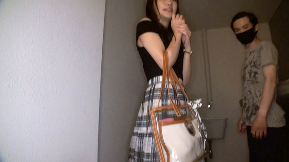 美乳で美尻な高学歴美女彩音とハメ潮セックスって最高だな！ 5