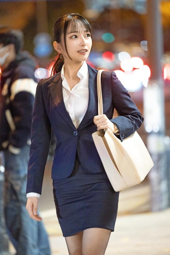 素朴で一生懸命で華奢な身体の新卒を口説いて滅茶苦茶セックスってサラリーマンの醍醐味だな！ 5