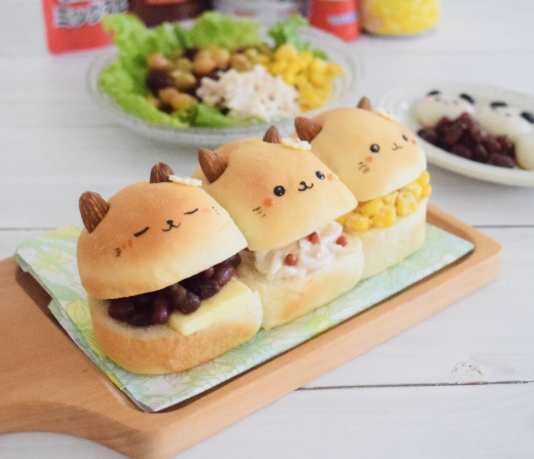 おみつさまリメイク鉢 4号ふっくら丸鉢 秋色パンプキンでおねむな