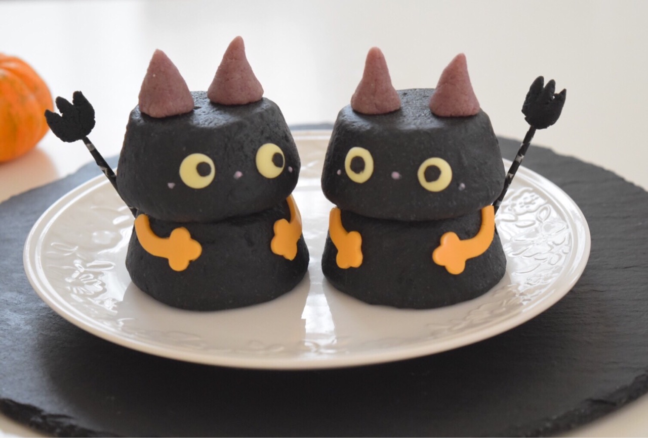 ハロウィンパン♪黒猫のつみつみパン : まんまるほっぺ〜のんびり