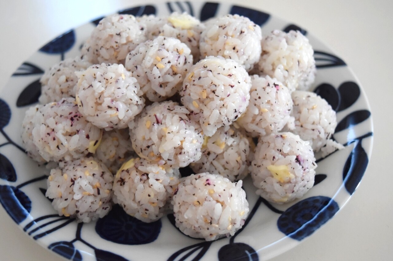 ゆかりチーズのちびころオイルおにぎり こむすびボール まんまるほっぺ のんびり楽しむ創作パン Powered By ライブドアブログ
