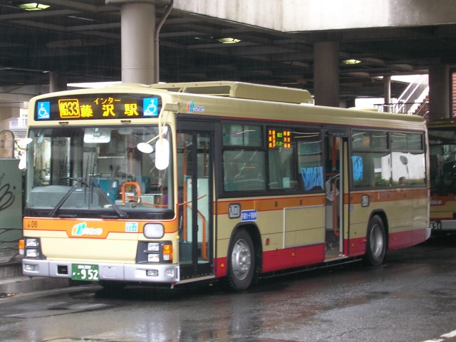 新車です ぷうさんの湘南バス日記