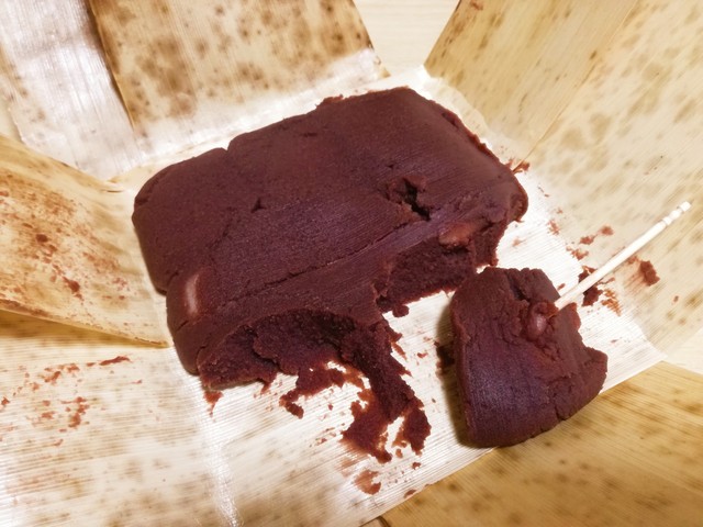 粒あん派だけど ここのこしあんはめっちゃ旨い 圓ハのあんころもち Puyomeのごはんできてるよ 粒あん派だけど ここのこしあんはめっちゃ旨い 圓ハのあんころもち Puyomeのごはんできてるよ