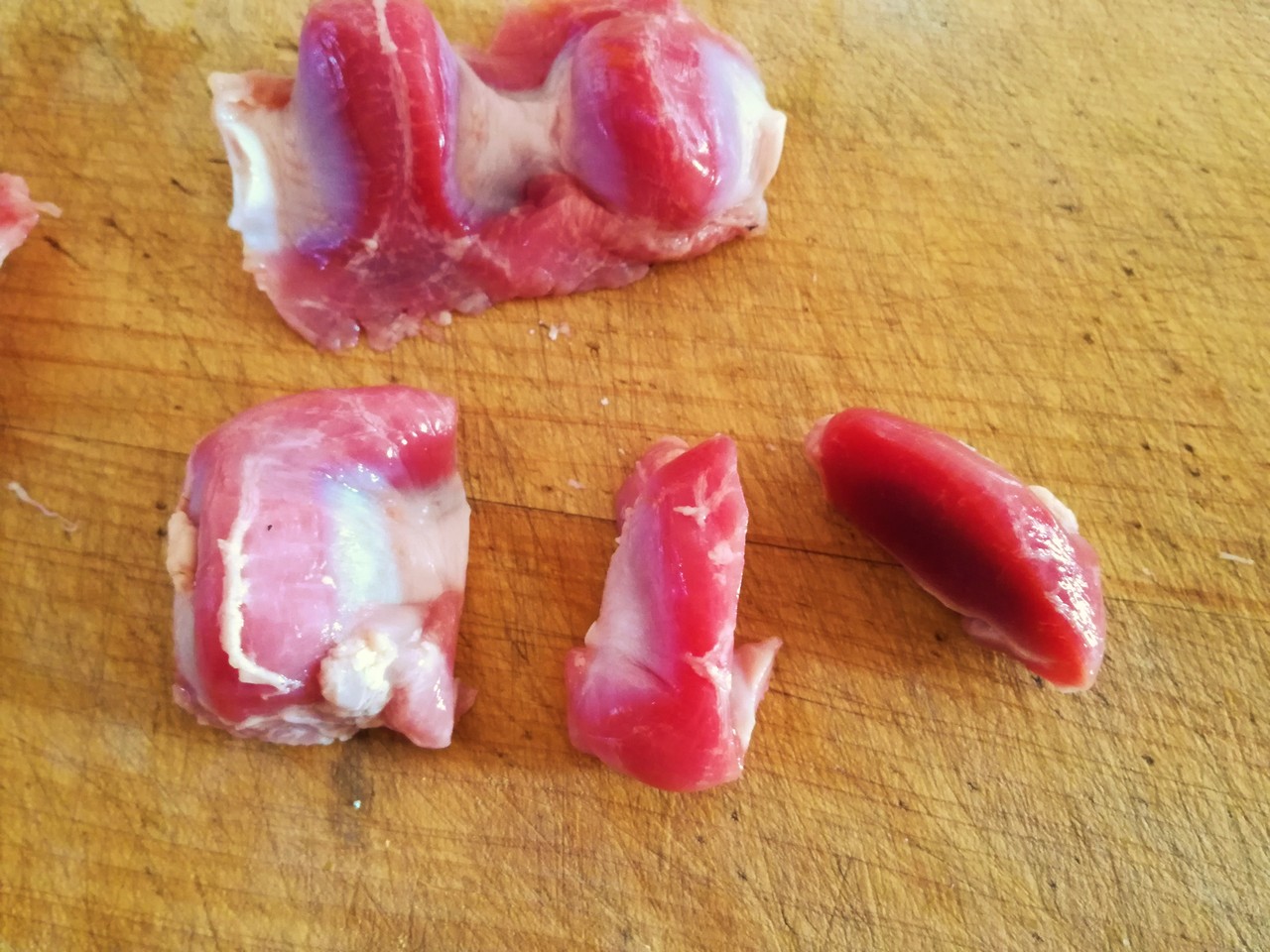 お肉ジュ シ 鶏ももと砂肝のアヒージョ 低糖質 Puyomeのごはんできてるよ お肉ジュ シ 鶏ももと砂肝のアヒージョ 低糖質 Puyomeのごはんできてるよ