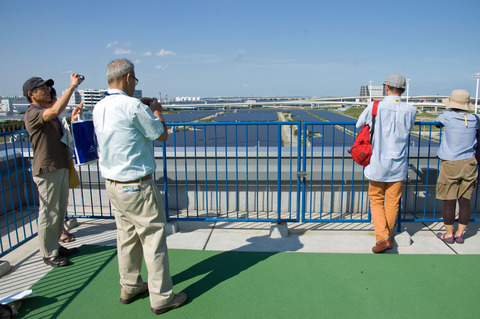 見学会「かわさきエコ暮らし未来館」2012-8-8　15：43
