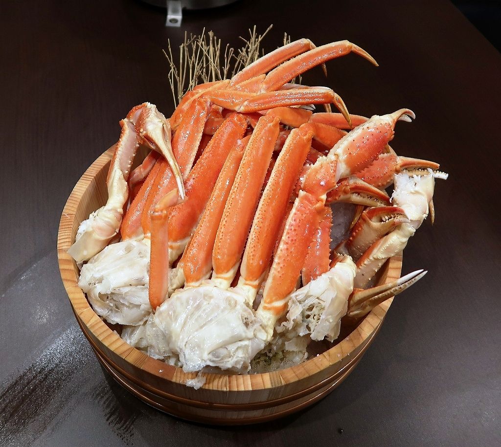 歌舞伎町でカニ食べ放題が 思わず二度見の5980円 ビールが主食 歌舞伎町でカニ食べ放題が 思わず二度見の5980円 ビールが主食