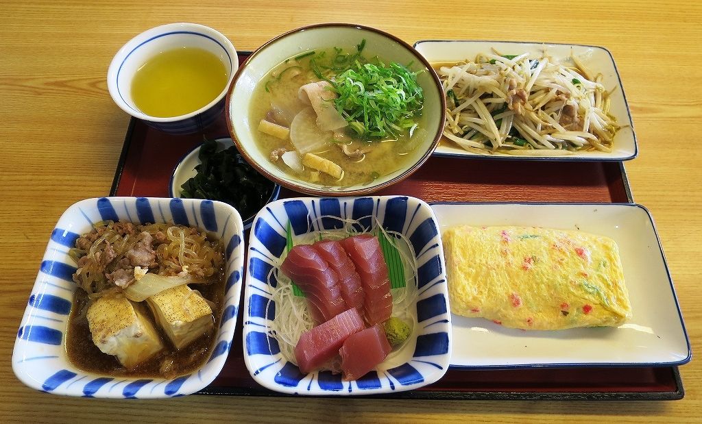 庶民の味方 まいどおおきに食堂 が半額 江坂 ビールが主食