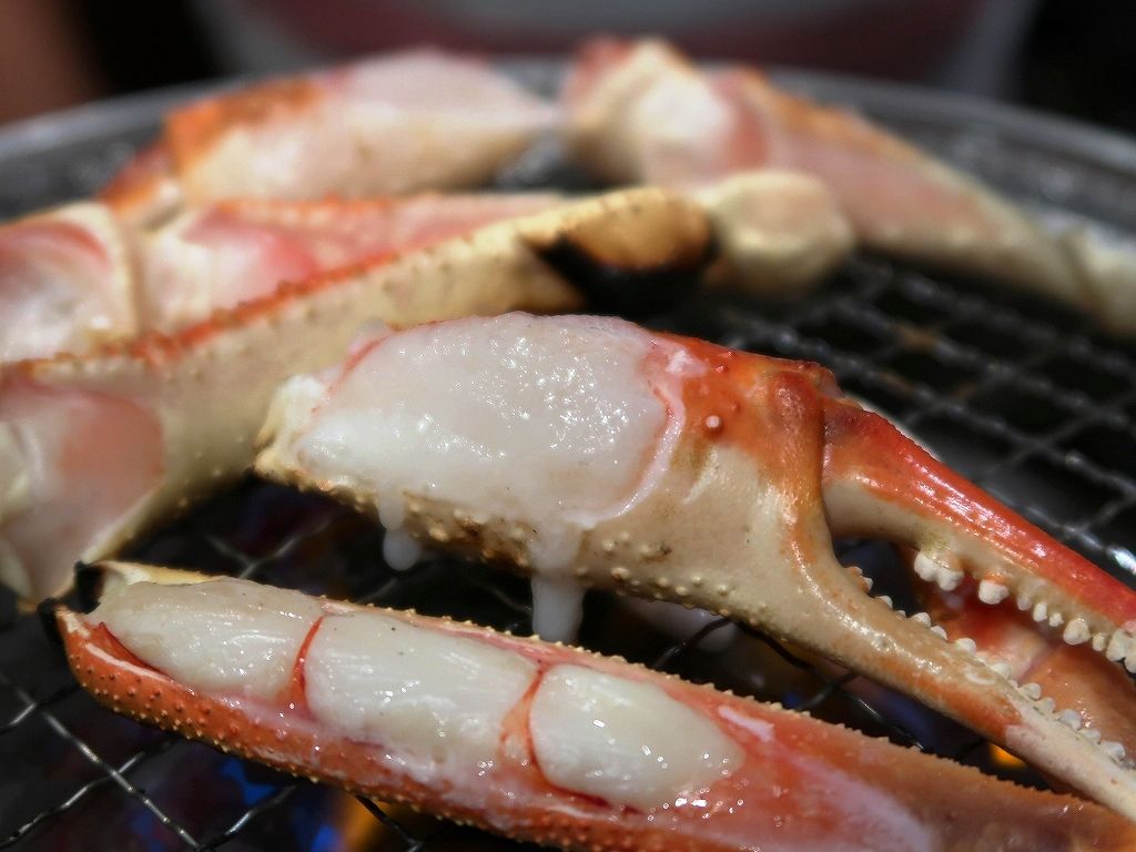 歌舞伎町でカニ食べ放題が 思わず二度見の5980円 ビールが主食 歌舞伎町でカニ食べ放題が 思わず二度見の5980円 ビールが主食