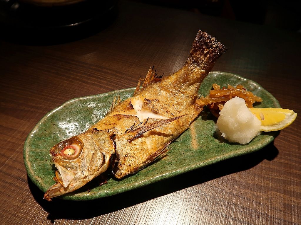 とびきりの鮮魚でよりすぐりの日本酒に酔う ぼうず 池袋 ビールが主食 とびきりの鮮魚でよりすぐりの日本酒に酔う ぼうず 池袋 ビールが主食