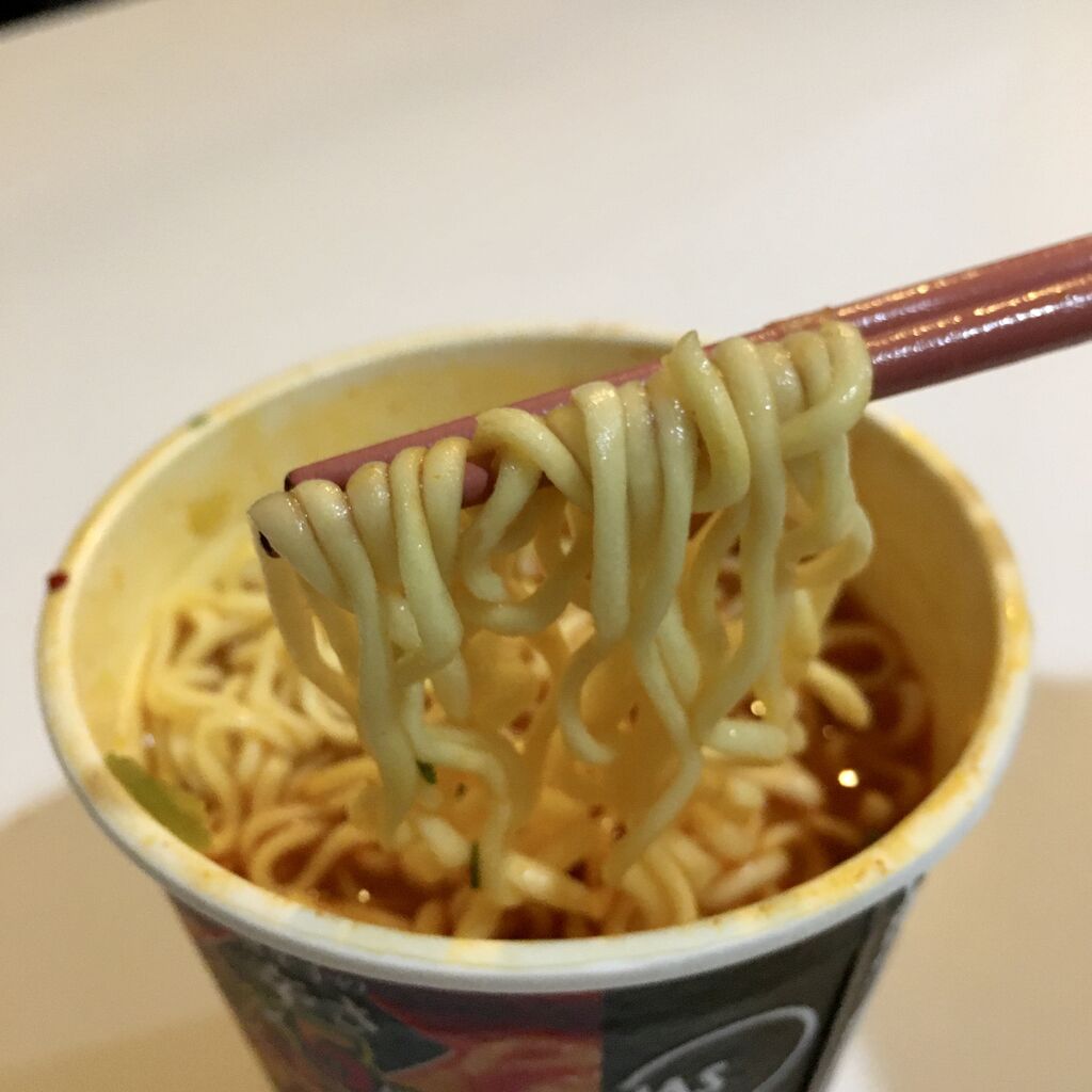 トップバリュ ヌードル激辛 が 予想外に本気だった件 ビールが主食 トップバリュ ヌードル激辛 が 予想外に本気だった件 ビールが主食