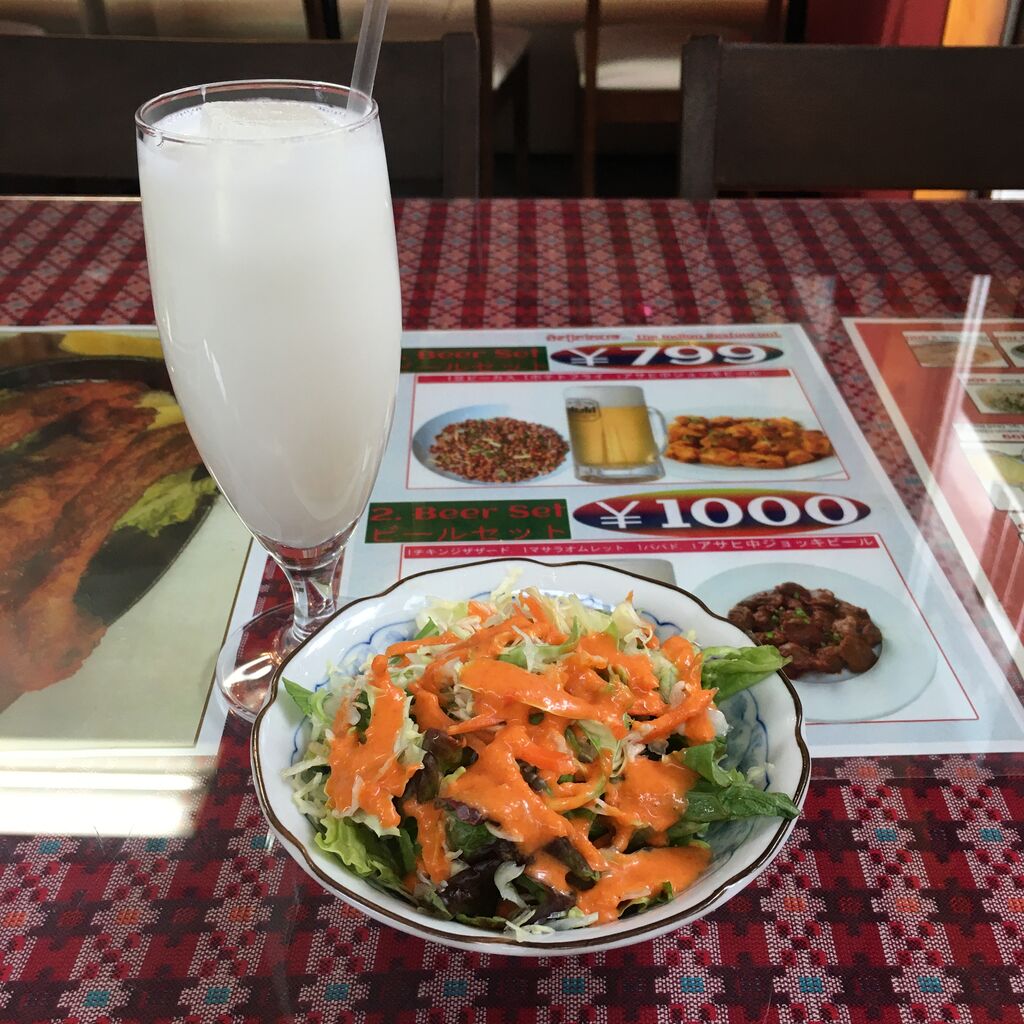 町中にたくさんあるインドカレー屋は何故潰れないのか? ビールが主食 町中にたくさんあるインドカレー屋は何故潰れないのか? ビールが主食