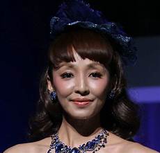 神田うの、茶道仲間に大物女優や大学教授が！豪華メンバーとの稽古に感謝感謝