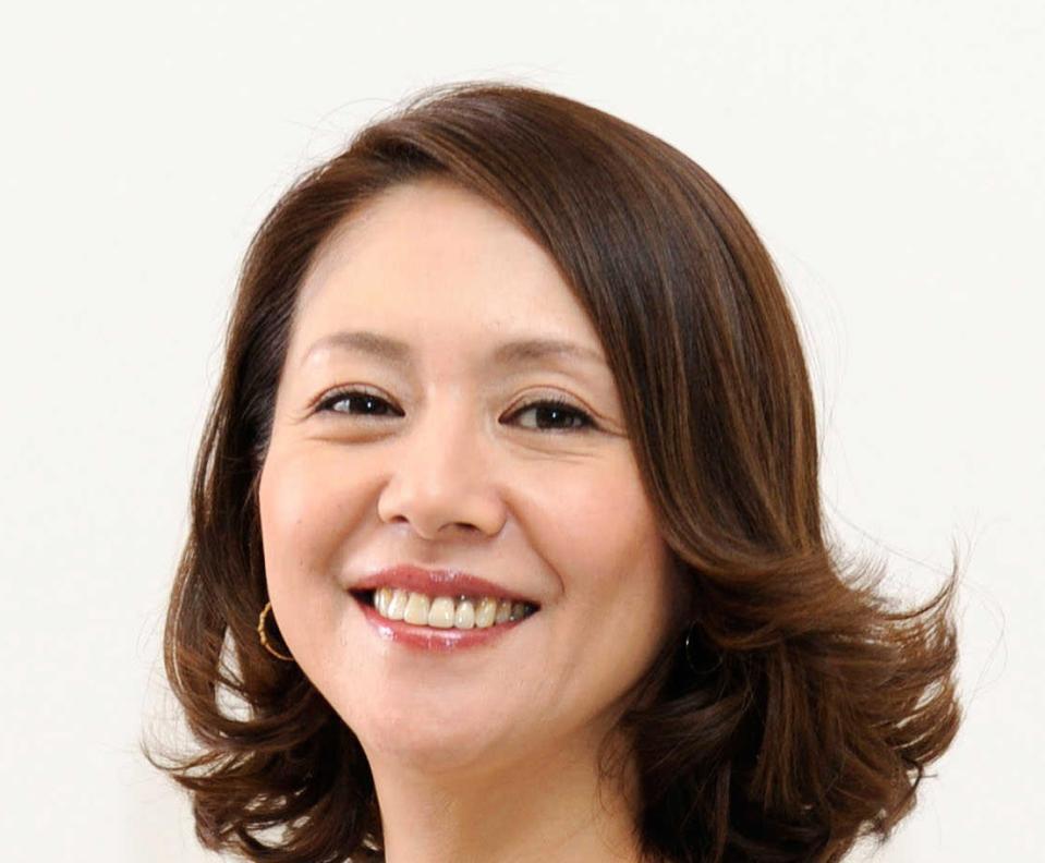 小泉今日子と加藤紀子、５０代女性の魅力全開！仲良しツーショットにファン感激！