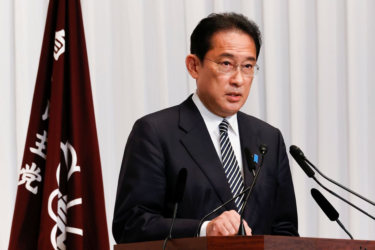 岸田首相のガソリン補助金延長にネットユーザーからの批判「なぜガソリン税をなくさないのか？」
