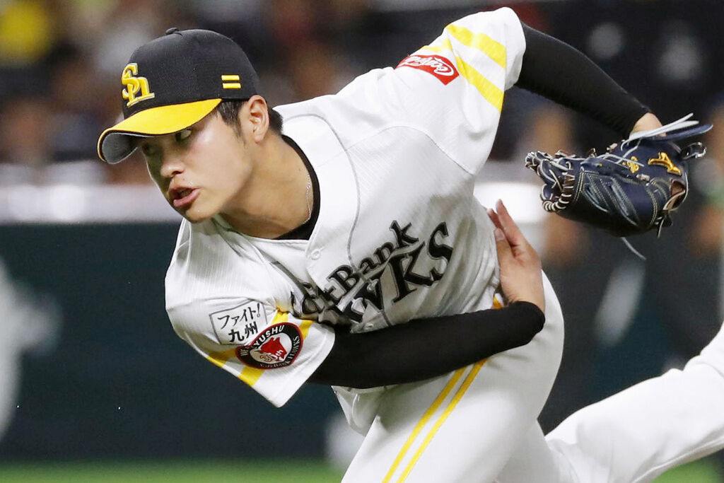 ホークス甲斐野投手、人的補償で西武ライオンズ移籍！山川穂高選手とのトレード成立！