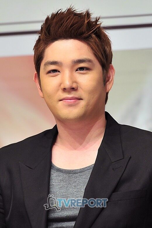 「韓国芸能界の衝撃！SUPER JUNIORメンバーのカンイン、女性に対する暴行疑惑が浮上」