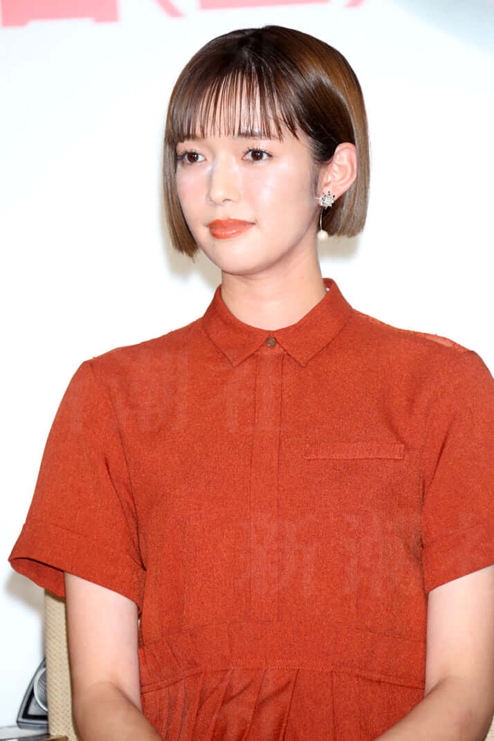 佐藤栞里、可愛らしい笑顔で憧れのフェスに挑戦！タンクトップ姿でファンを魅了する