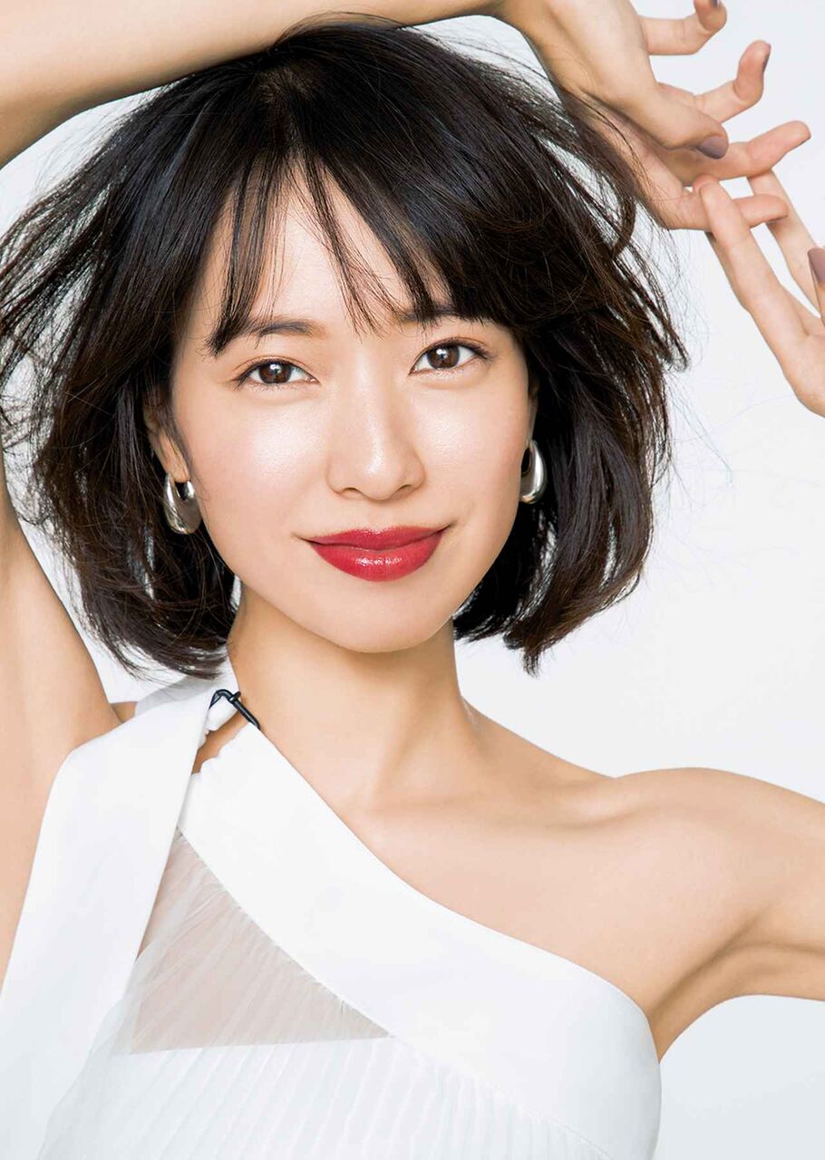 戸田恵梨香、「NG集」を見て「楽しそう」と俳優を志す。中学卒業後オ－ディションに合格上京、だから中卒です。