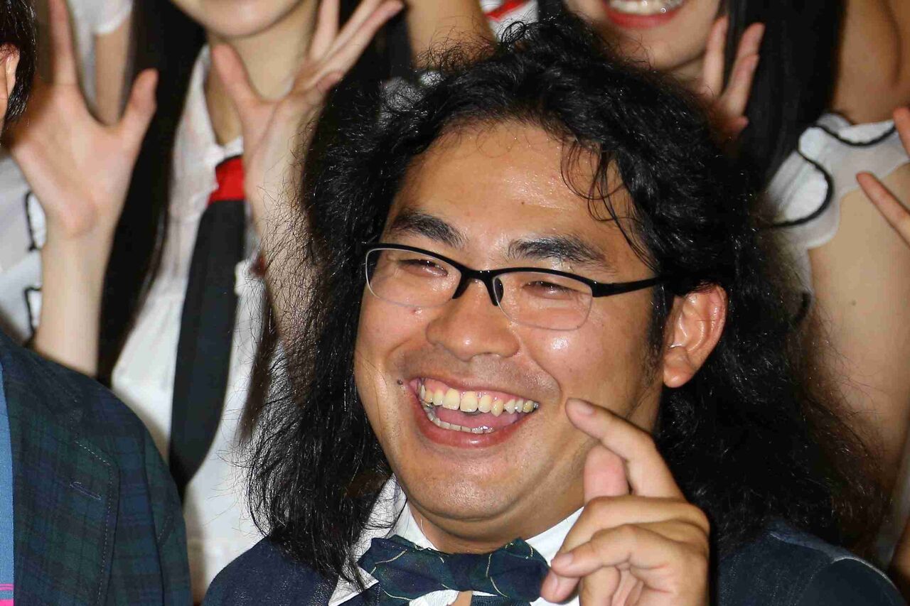 ホッケーのイベントで奇跡のツートップ「ロッジ中岡」　似すぎじゃない