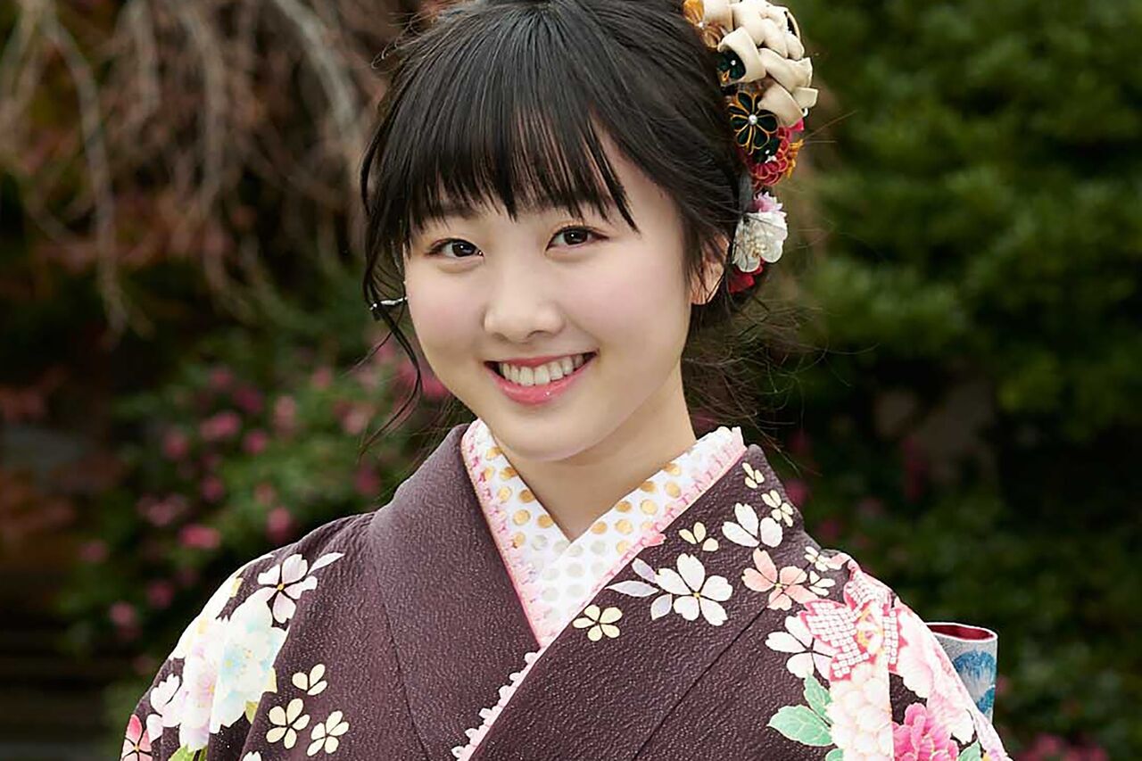 本田望結　青森山田高校卒業を報告　これが最後の見納めのブレザー姿　「大人になったね」