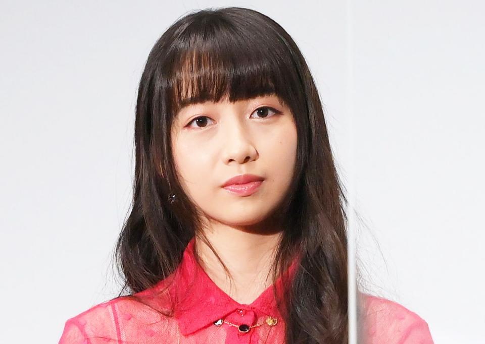 美しすぎる素肌に驚愕！ Ｃｏｃｏｍｉが自信のすっぴんを公開！