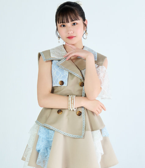 つばきファクトリー土居楓奏の大胆ショットが話題に！ほぼ裸で歓喜の声続出