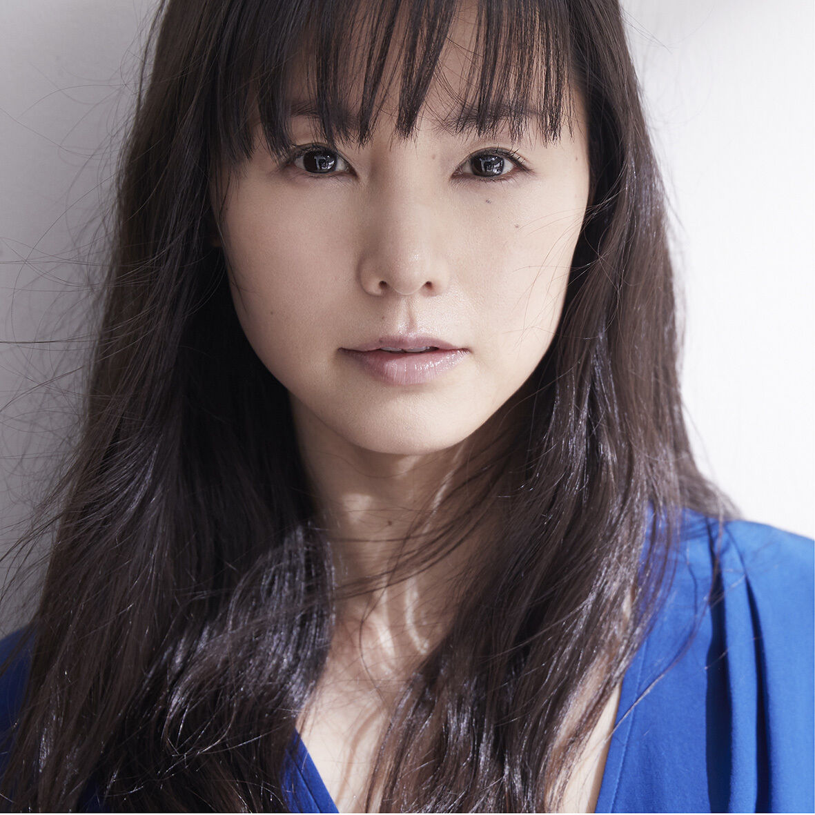 小西真奈美の加工なしポニテ!  小顔＆９頭身抜群のスタイル