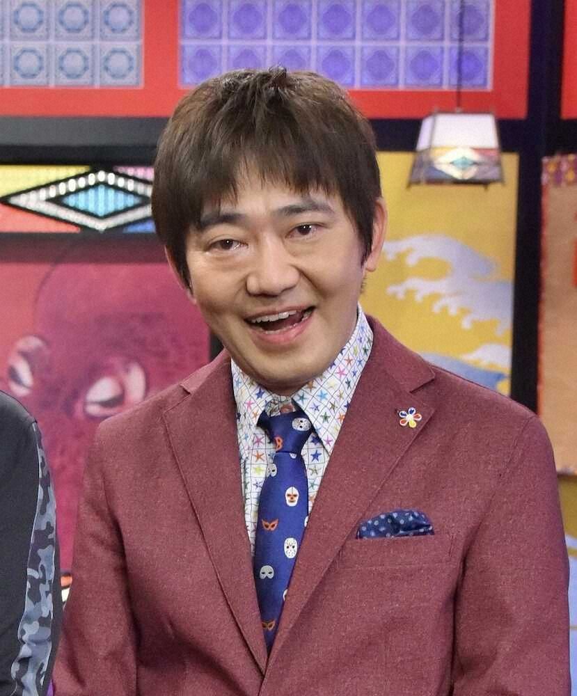 「豪邸住まいの42歳芸人が明かす！衝撃の月収とは？」