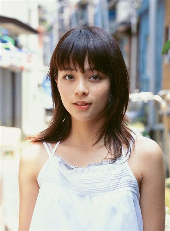 加藤ローサ　こんな可愛い鬼だったら「鬼は外～」言わないで　キユートすぎる
