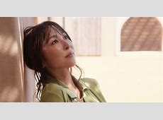 かとうれいこ、27年ぶりの写真集登場！水着姿に感動  「たった一度の人生」