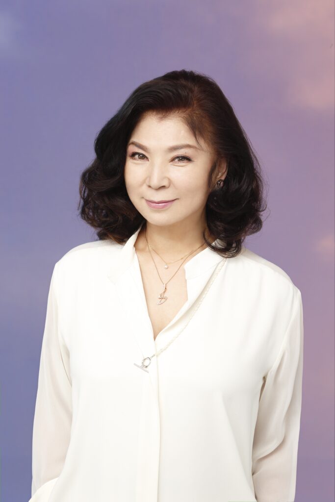 八代亜紀、体調不良で活動休止を発表「元気になって戻ってきます」