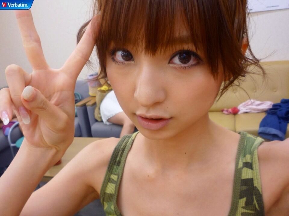 離婚報告とともに新しいスタイルを披露した篠田麻里子が可愛すぎる！
