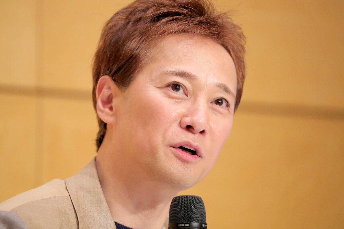 中居正広、週刊新潮によると盲腸がんで摘出手術を行い、体力と心のケアに専念。12月に特番に出演予定