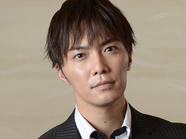 成宮寛貴氏が新田真剣佑 　貴重な2ショット！ 「やっぱりイケメン同士は仲良し！」