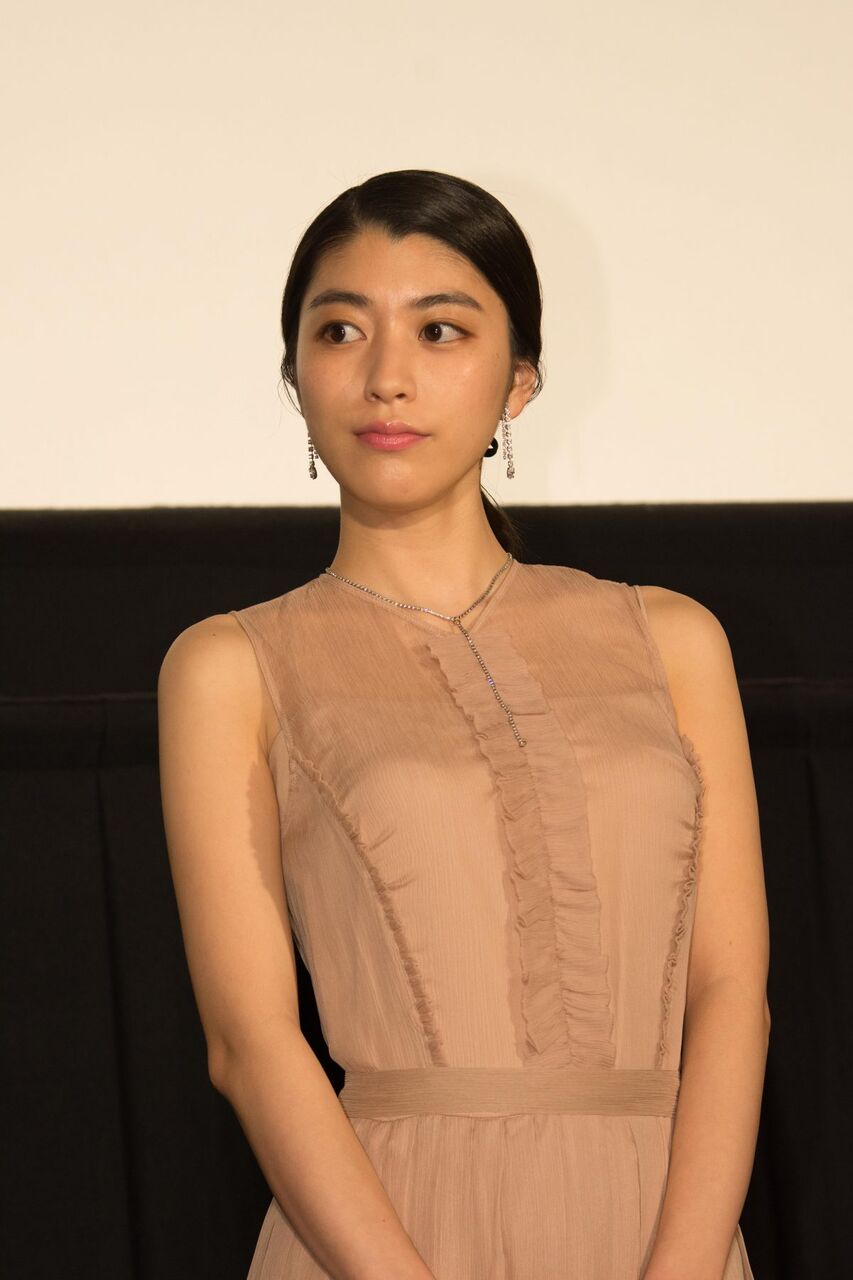 成海璃子が『アイのない恋人たち』に出演決定！忙しさの中で恋愛を忘れたアラサー女性の物語が描かれる