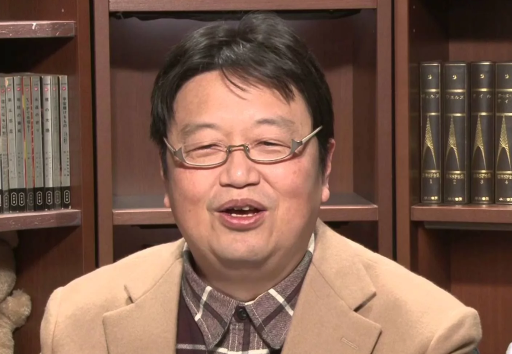 オタク界のアイコン、岡田斗司夫氏が大腸がんを公表　手術を経て回復へ向かう道程を語る