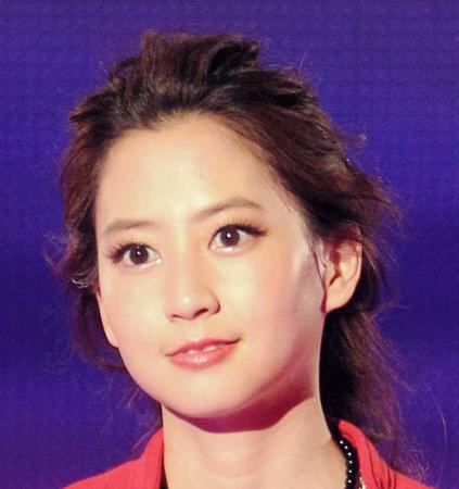 河北麻友子、待望の第１子出産を発表！喜びの親子ショットも公開