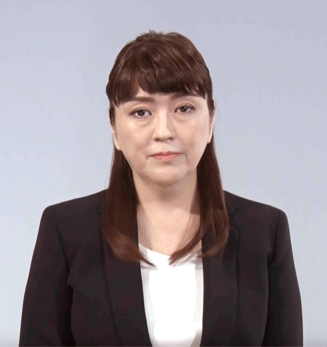 20代のジュリー氏、パニック障害を抱える母との複雑な関係に苦悩