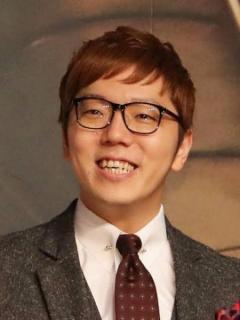 ヒカキン、年末ジャンボ宝くじ「300万円の箱買い」「10億間違えなし当選やぁ!」