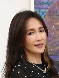 工藤静香、自宅の庭仕事を公開もネットユーザーからツッコミ殺到！「結局のところ器用貧乏」