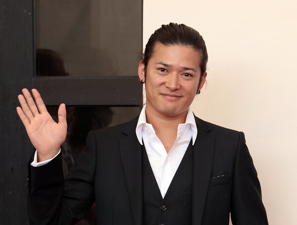 高岡蒼佑、前妻との間に生まれた2人の子どもを分け合いながらの生活に
