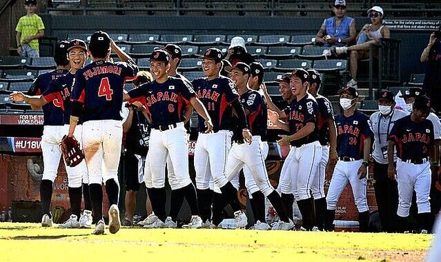 大阪桐蔭のエース・前田悠伍投手が引っさげた日本チームが偉業達成！野球U18W杯での優勝を飾る！