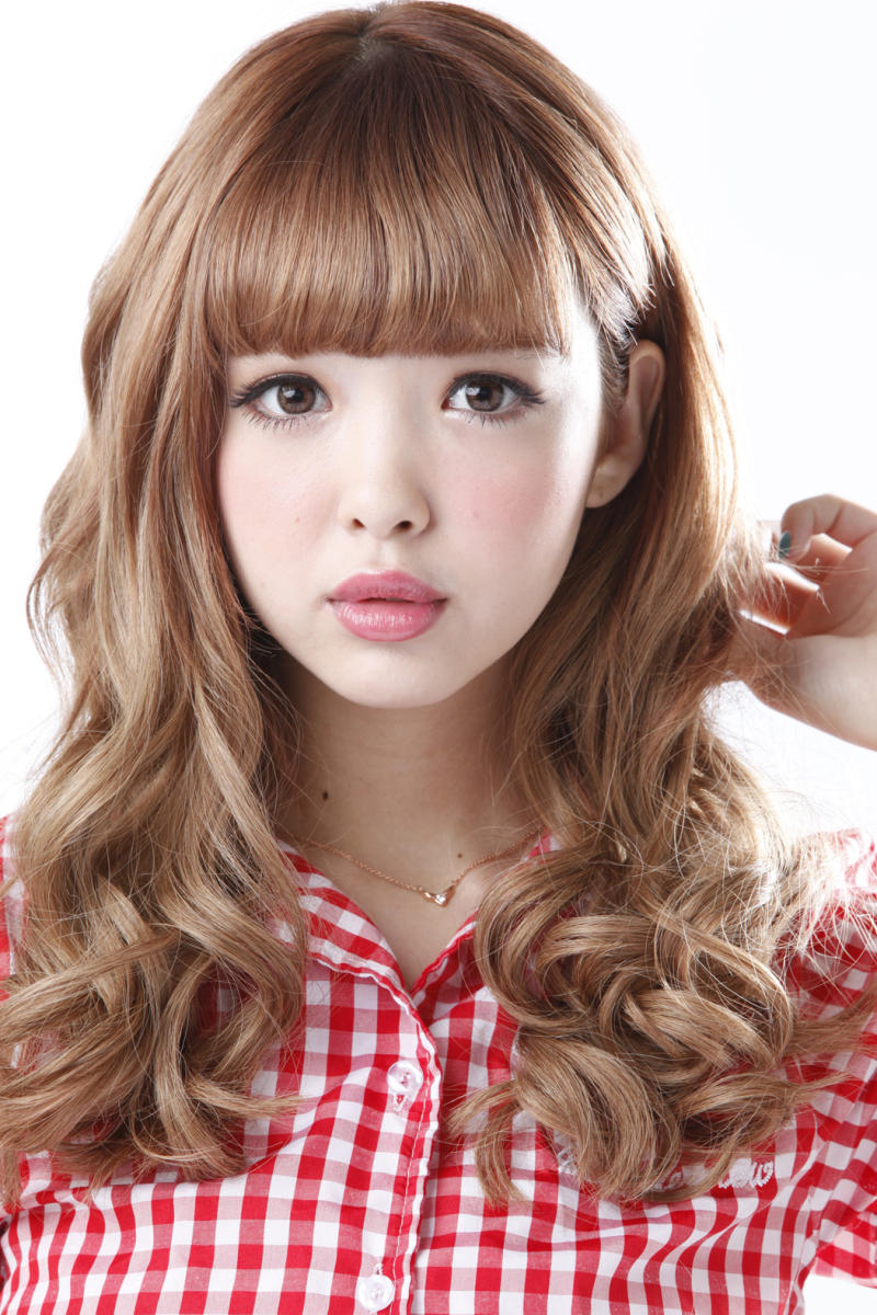 藤田ニコル、ガーシー議員に謝罪　暴露抑える事態に　「人に見られたくない写真や情報を暴露する」と予告されていた！　