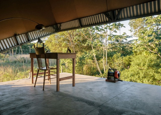 dezeen_Caja-Obscura-by-Javier-Corvalan_14