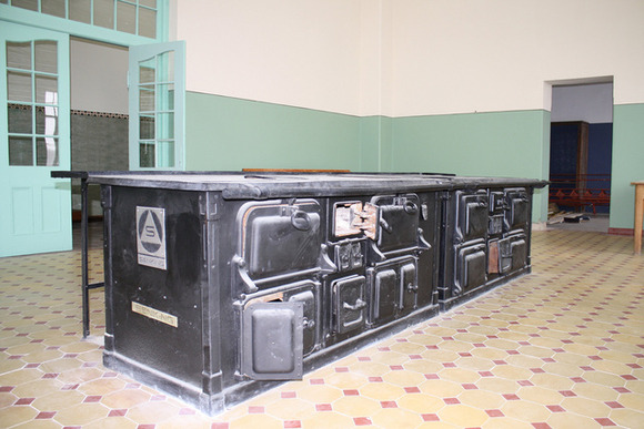 ku-xlarge (3)