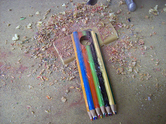 coloured-pencils-ring-peter-brown-4