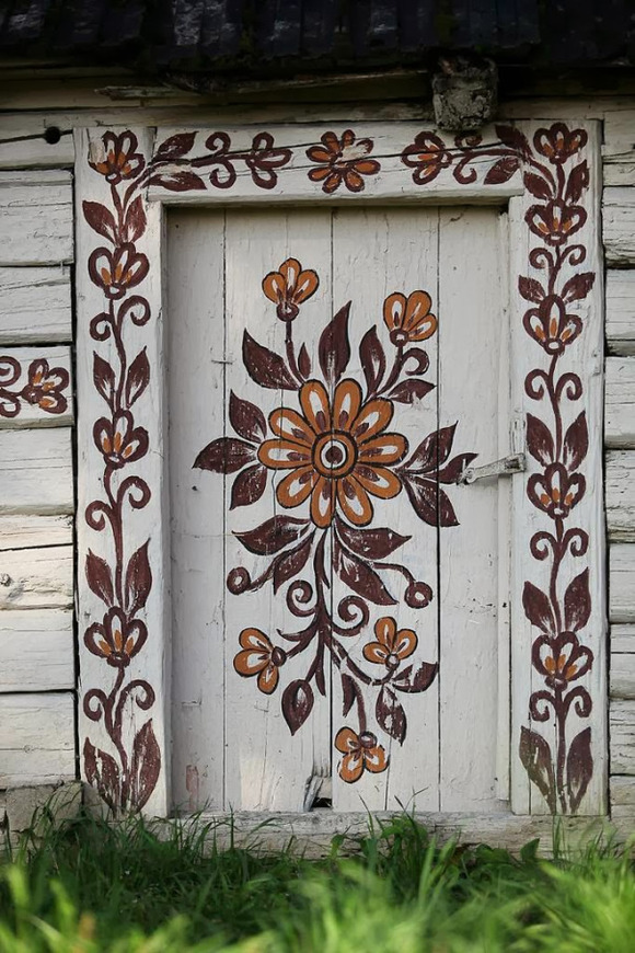 zalipie_poland_painted_village_flowers_2