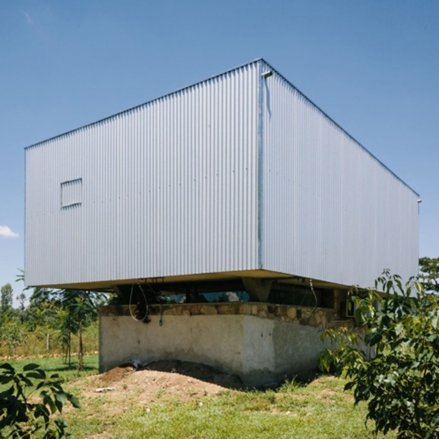 dezeen_Caja-Obscura-by-Javier-Corvalan_11