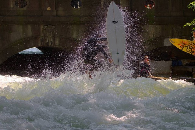 munich eisbach surf surfing 6