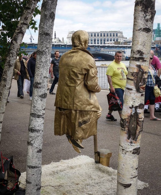 living statue suspended balancing in mid air 4